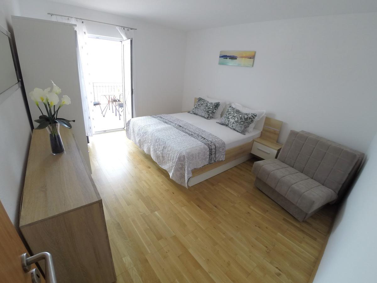 Apartments Ljiljana Trogir Bagian luar foto
